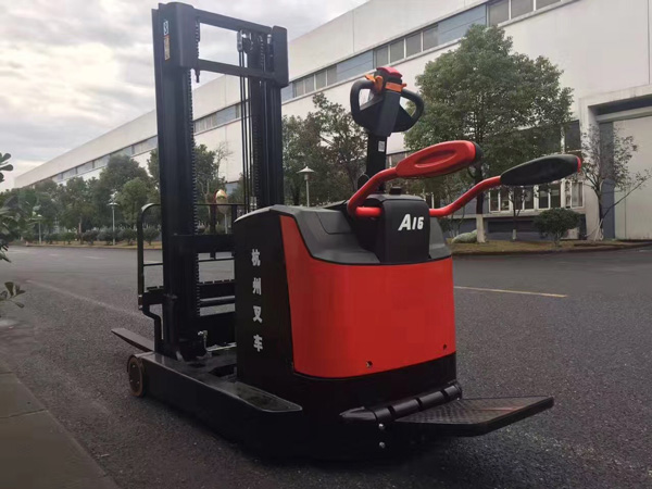 【杭叉百科】電動(dòng)搬運(yùn)車/堆高車常見(jiàn)的故障及解決辦法